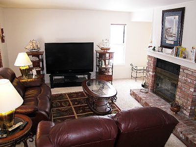 Family Room Opens to Dining Rm