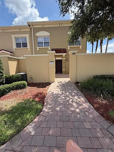 2404 Bella Vista Dr Photo 1
