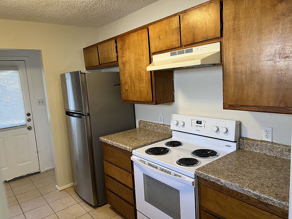 1st image of 1613 Windsong Ln