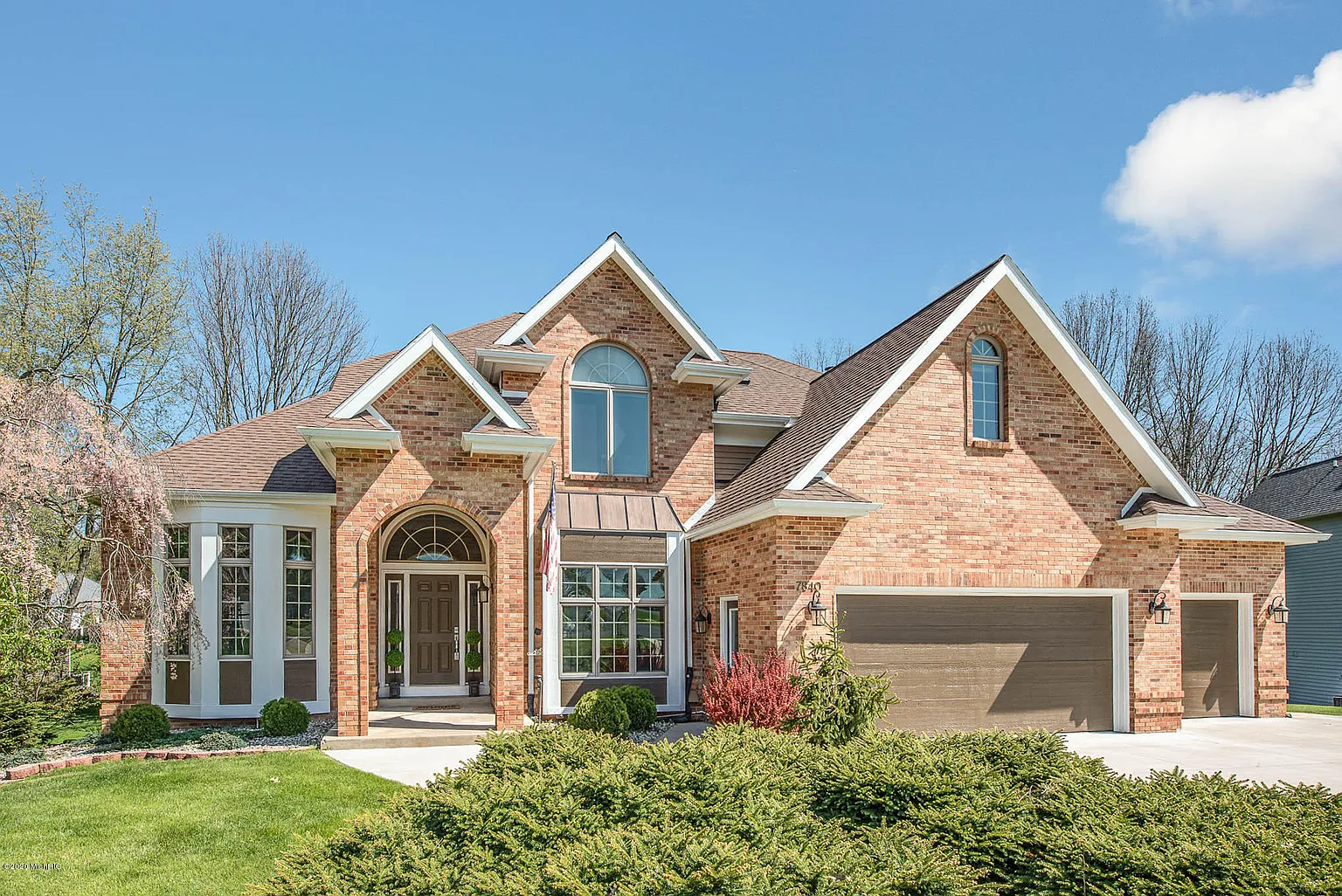 7840 Shepherds Glen Ct photo 1