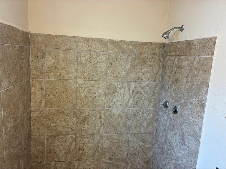 1219 Truman Ln — Photo 29