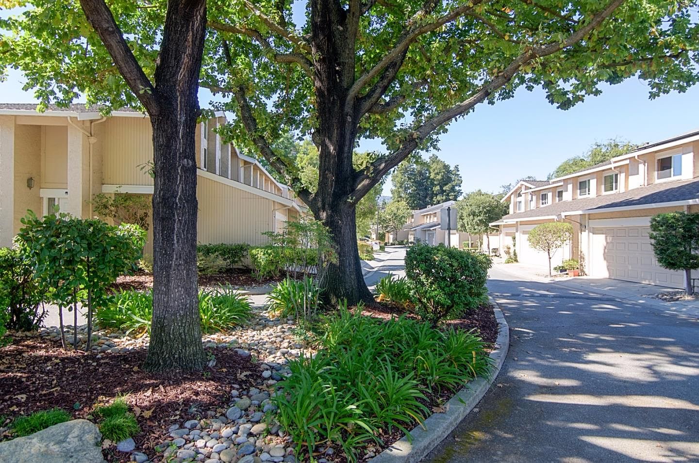 20567 Oak Creek Ln, Saratoga, CA 95070 Zillow