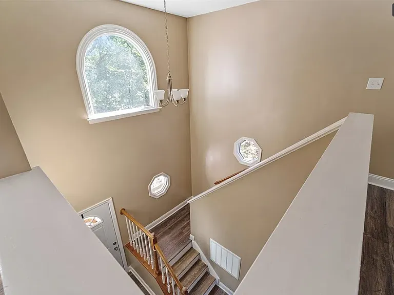 5105 Fox Den Ct — Photo 8
