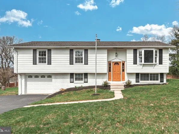 728 Franlyn Dr, Dallastown, PA 17313