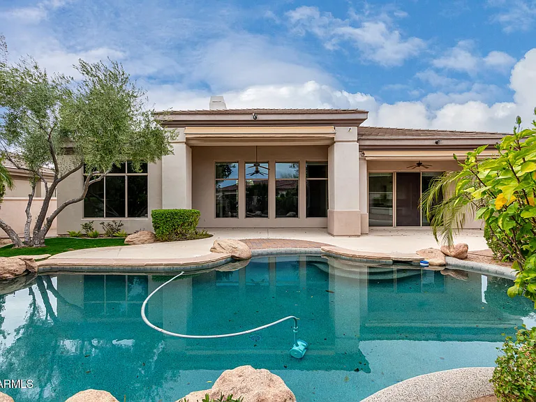 8317 E Feathersong Ln — Photo 4