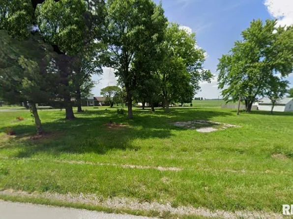 L-6 Ryder St #7, Girard, IL 62640