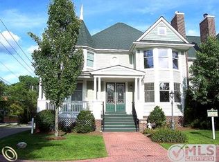 218 N Main St #1, Clarkston, MI 48346