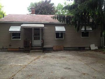 4th image of 552 S Detroit Ave
