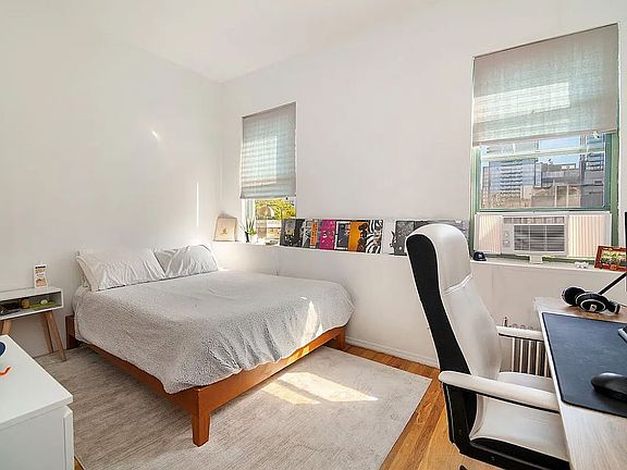 3rd image of 239 W 63rd St Penthouse B