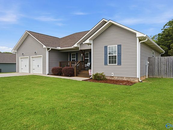 3rd image of 2383 County Road 1435