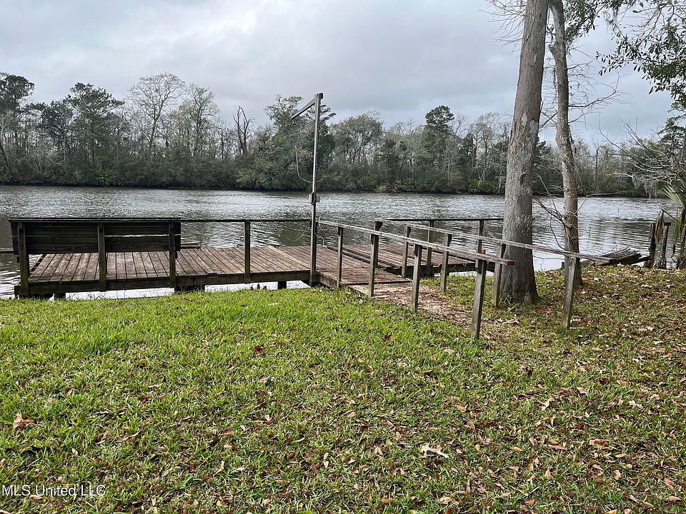 1st image of 9413 Riverlodge Dr #21