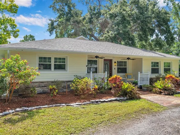 2140 Bow Ln, Safety Harbor, FL 34695