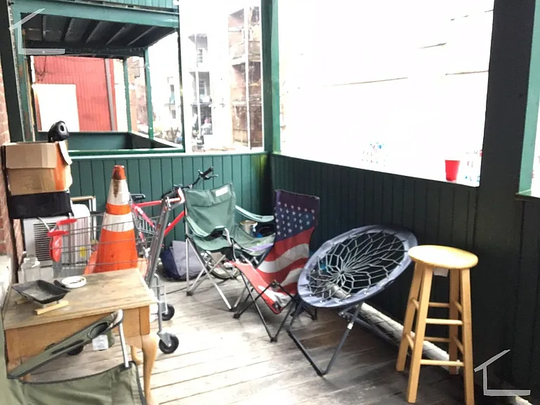 31 Saint Lukes Rd #5 — Photo 8