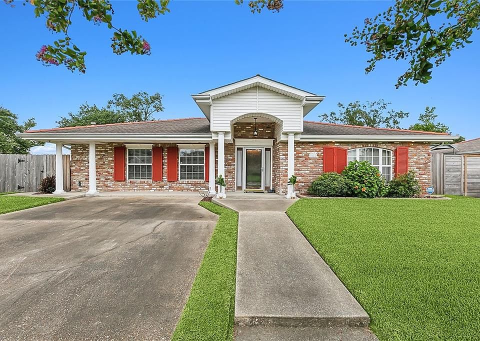 1st image of 2824 Kirk Dr
