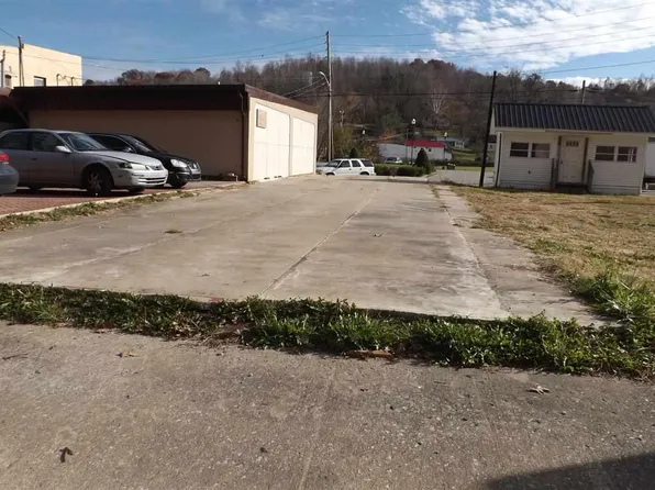 191 W Tom T Hall Blvd, Olive Hill, KY 41164