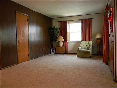 4th image of 4192 W 144th St