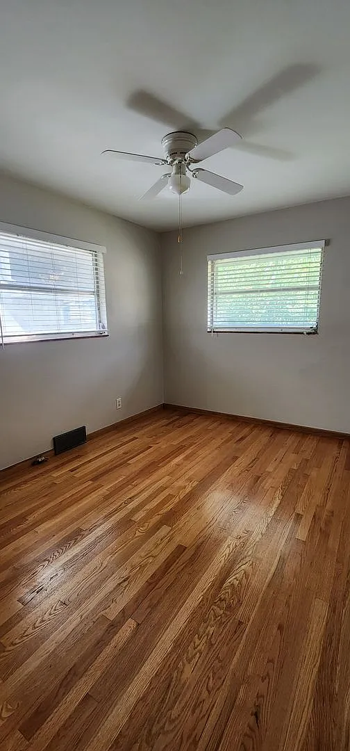 Charming 3-Bed KCMO Ranch with Spacious Backyard & Attached Garage — Photo 4