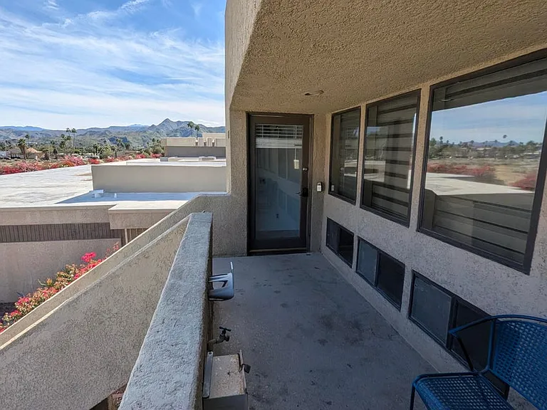 425 Bradshaw Ln #63 — Photo 3