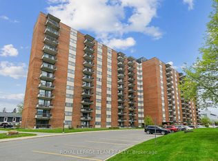 1485 Baseline Rd #912, Ottawa, ON K2C 3L8