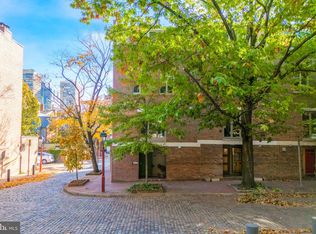 315 Lawrence Ct, Philadelphia, PA 19106