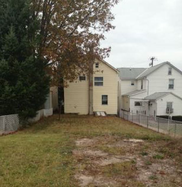 2nd image of 1109 Cunnius St
