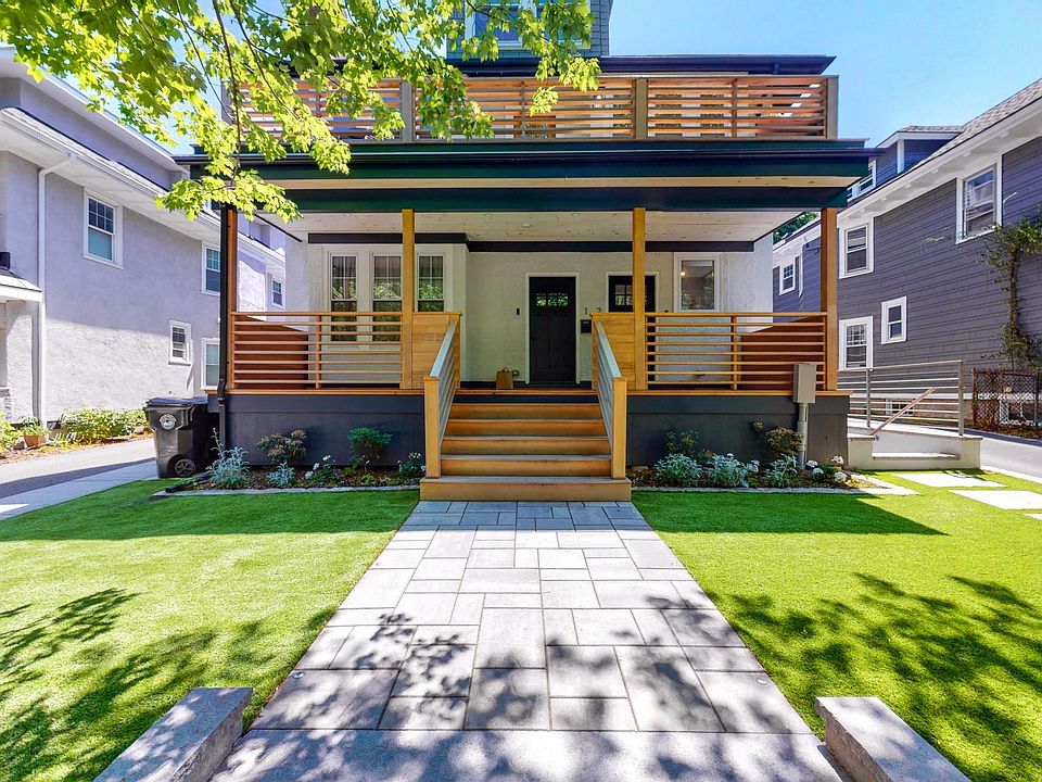 27 Stetson Street