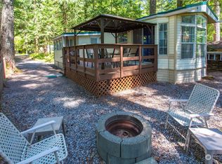 45 Riverside Dr, Deming, WA 98244