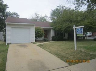 149 N Commonwealth Dr, Bolingbrook, IL 60440