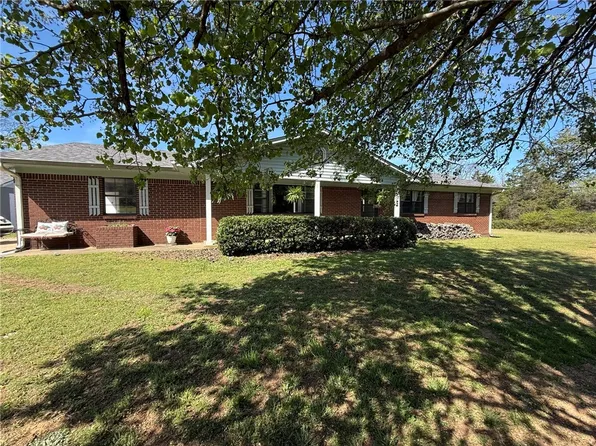 6697 Buck Mountain Rd, Dover, AR 72837
