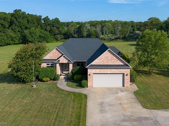 2nd image of 5269 Ledge Rock Dr