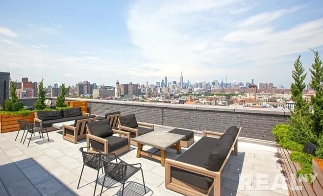 Rented by REAL New York | media 8