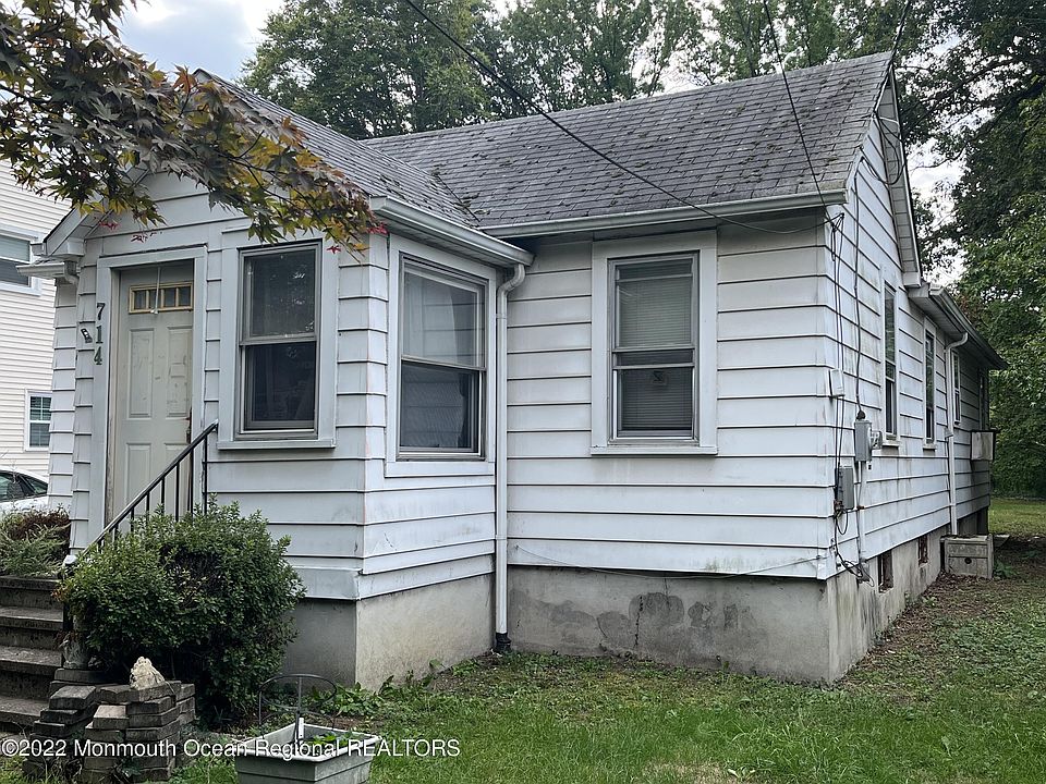 1st image of 714 Wood Ave