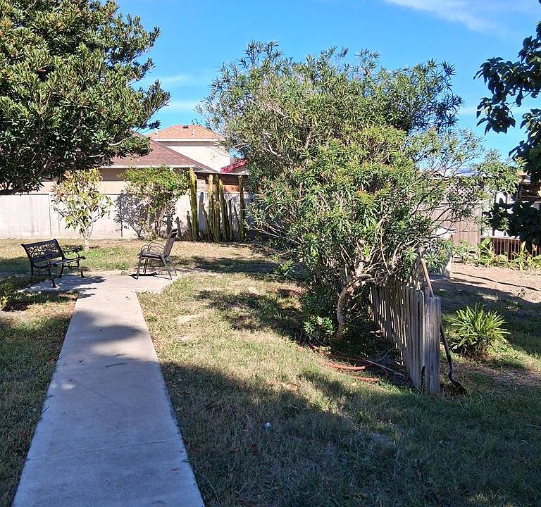 1st image of N/a N Forest Blvd #9