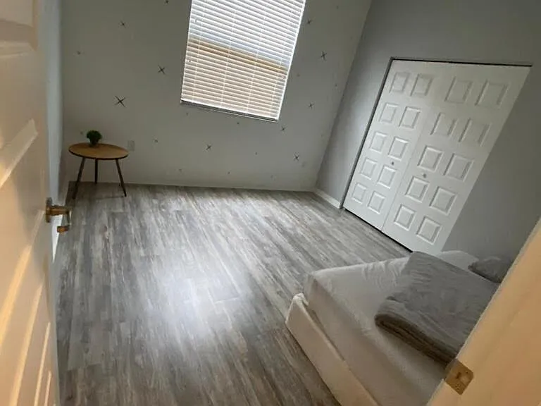 19103 NE 8th Ct — Photo 9