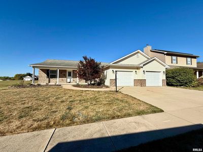 1601 Greenview Dr, Eureka, IL, 61530