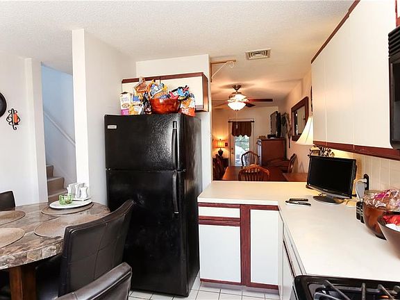 4th image of 1603 Plainfield Pike APT A1