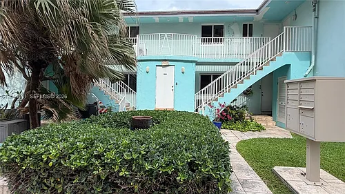 3400 N Surf Rd #1 Photo 1