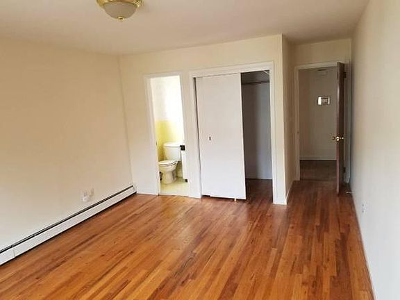 4th image of 64 Murray Avenue # Second Floor