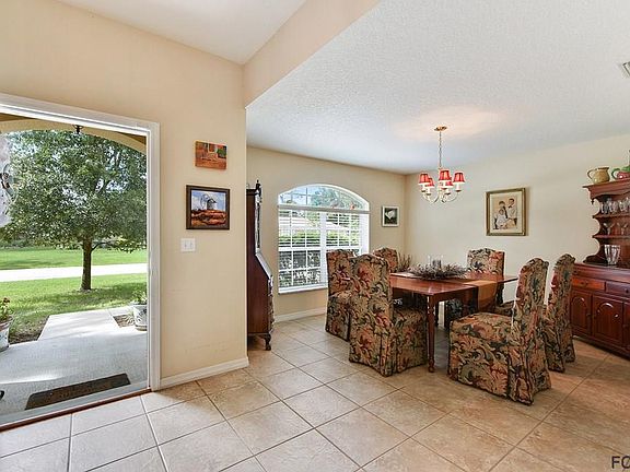 4th image of 46 Bronson Ln