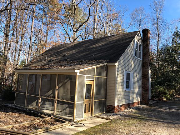 Home with a screened porch