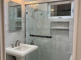 3218 Griswold Ave FLOOR 2, Bronx, NY 10465