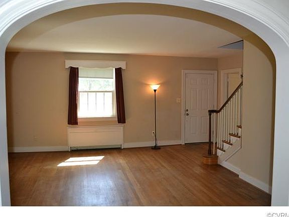 2nd image of 3104 Moss Side Ave