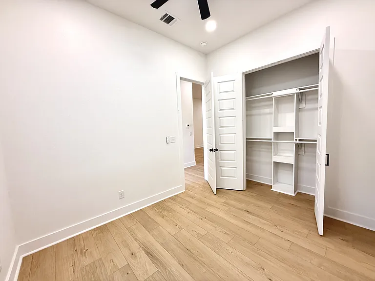 921 S Franklin Dr — Photo 15