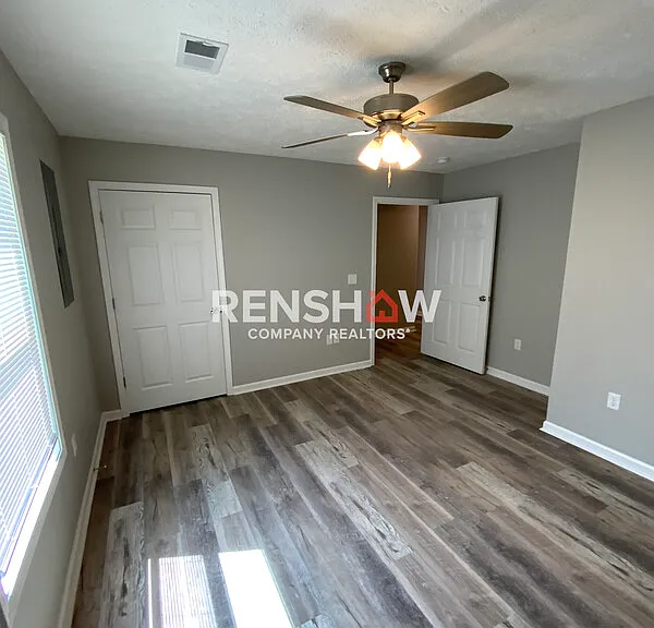 1706 Harris St — Photo 10
