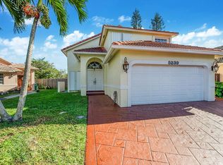 5239 SW 153rd Ave, Miami, FL 33185