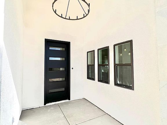 5th image of 4760 E San Pedro St