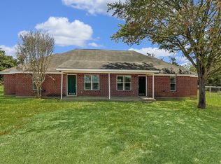 9869 Riskys Ranch Dr, College Station, TX 77845