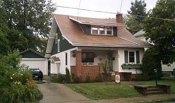 5th image of 40 Maplewood Dr