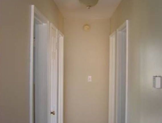3rd image of 1212 Vine St