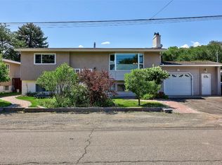 1265 Barrie Dr, Kamloops, BC V2B 3Y3